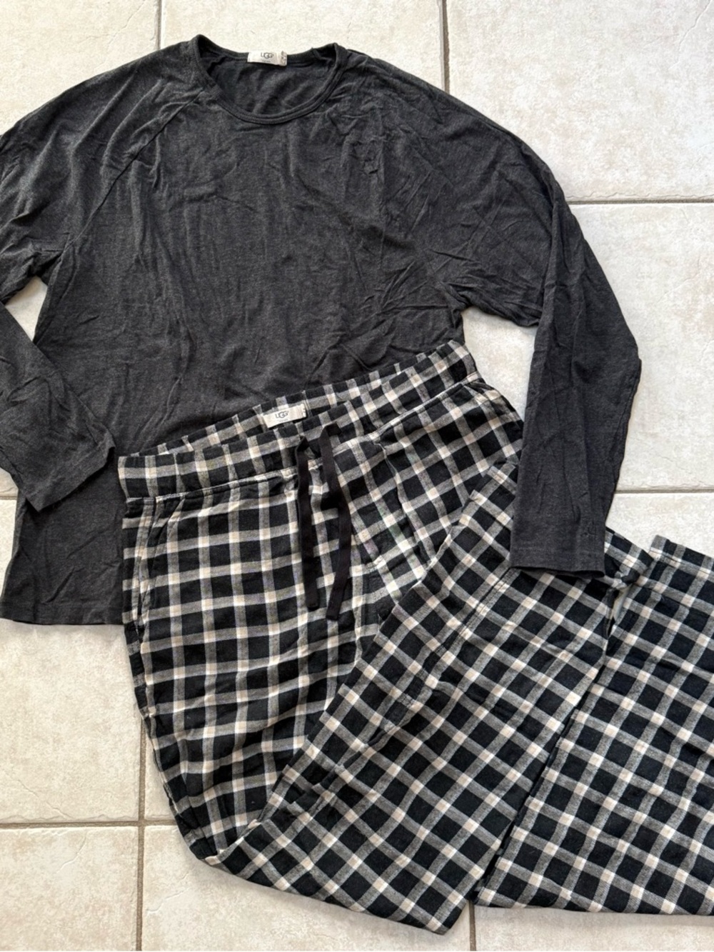 Men’s 2-Piece UGG Pajama / Loungewear Set